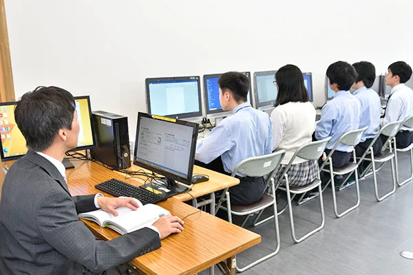 ビジネス系アプリを学ぶ